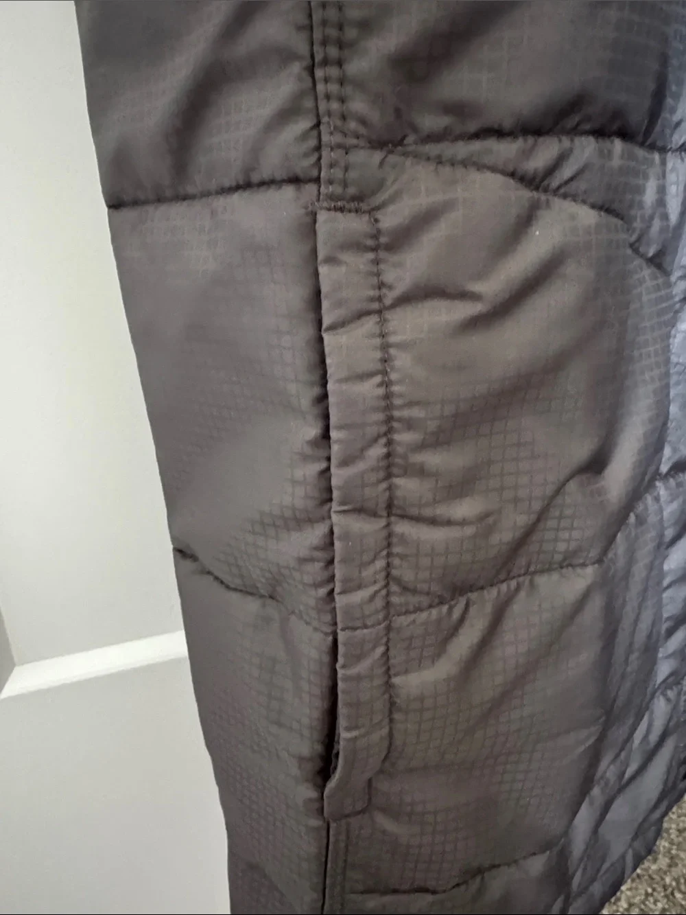 Triple Aught Design Men's Quilted Vest - Charcoal size L - Polartech